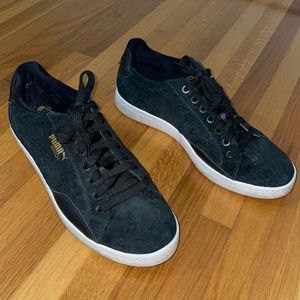 Puma Sneakers